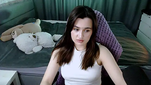 Snapshot of KiraYammy chatting on 03.01.25 KiraYammy online show from 03.01.25