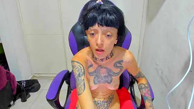 Snapshot of barbara_anal_squirt_ chatting on 01.27.25 barbara anal squirt online show from 01.27.25