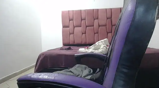 Snapshot of barbara_anal_squirt_ chatting on 02.14.25 barbara anal squirt online show from 02.14.25