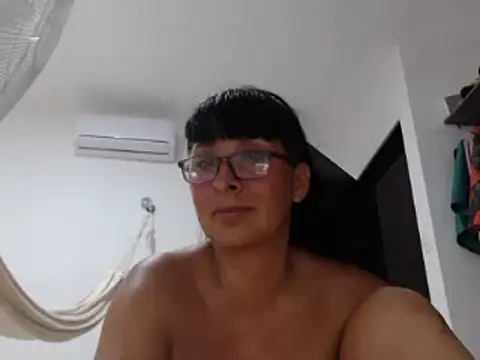 HellenLatin online show from 03.23.25