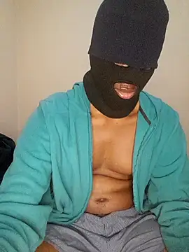 Snapshot of Gifttheskimaskboy chatting on 03.21.25 Gifttheskimaskboy online show from 03.21.25
