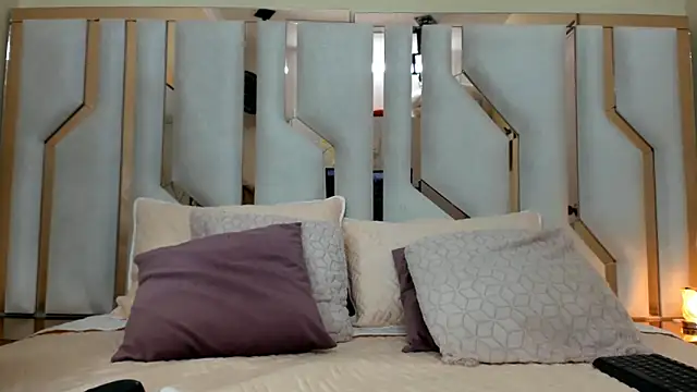 TifanyChill online show from 01.10.25