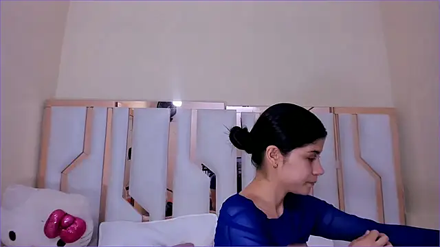 TifanyChill online show from 09.16.25