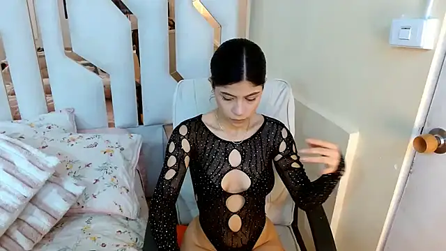 TifanyChill online show from 02.06.26