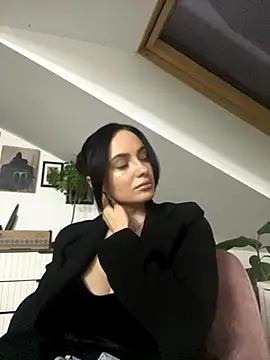 Kristis43 online show from 11.18.25