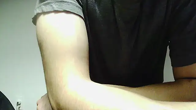 L0cKyseven77 online show from 09.30.25