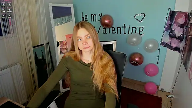 Molly sweetie online show from 02.18.25