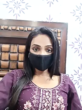 Yours-Bebo online show from 03.17.25