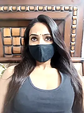 Yours-Bebo online show from 04.12.26