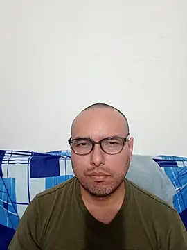 Snapshot of ElSunEagle chatting on 02.04.26 ElSunEagle online show from 02.04.26