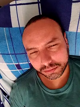 Snapshot of ElSunEagle chatting on 02.23.26 ElSunEagle online show from 02.23.26