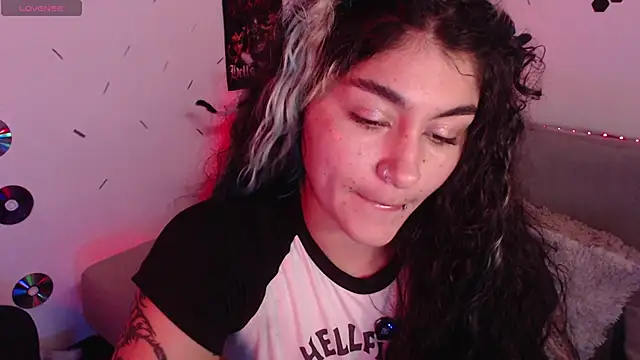 abril666 online show from 10.22.25