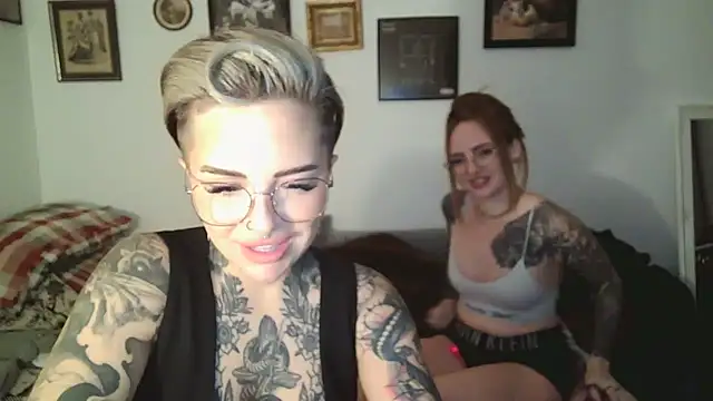 Snapshot of Rubyrichhxo chatting on 12.28.24 Rubyrichhxo online show from 12.28.24