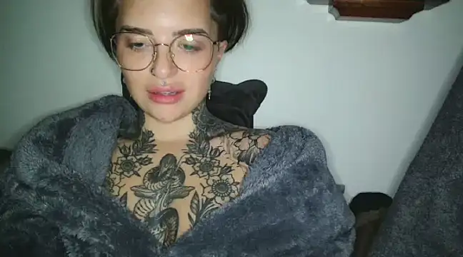 Snapshot of Rubyrichhxo chatting on 01.02.25 Rubyrichhxo online show from 01.02.25