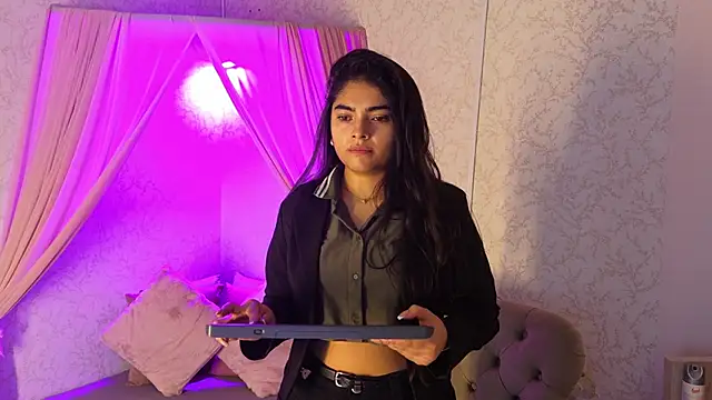 Snapshot of GiselOrtiz chatting on 06.15.26 GiselOrtiz online show from 06.15.26