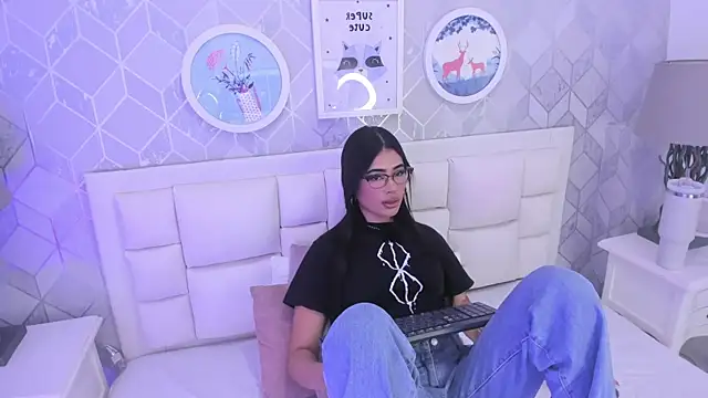 Jasmine55   online show from 10.22.25