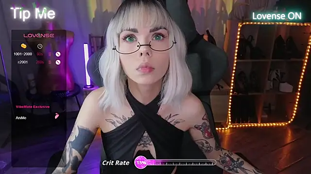 Kerry Kirk online show from 10.18.25