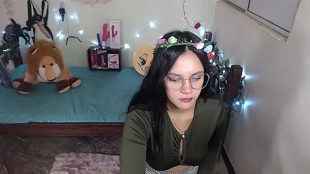 Snapshot of Antonella_Cruz02 chatting on 02.20.25 Antonella Cruz02 online show from 02.20.25