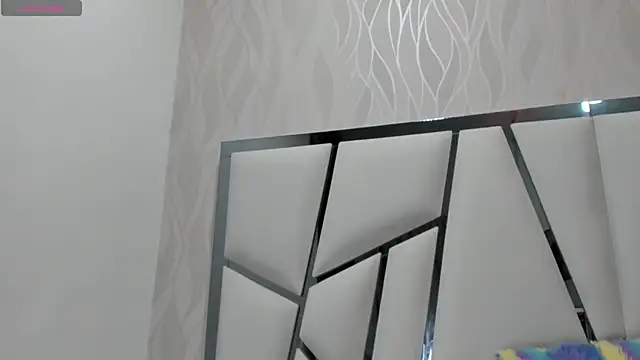  aurora18  online show from 09.26.25