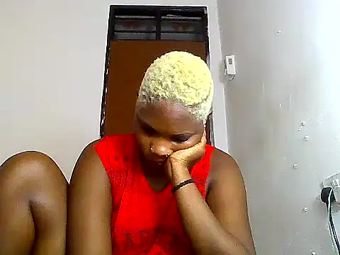 Snapshot of SexyKimberly23 chatting on 11.14.25 SexyKimberly23 online show from 11.14.25