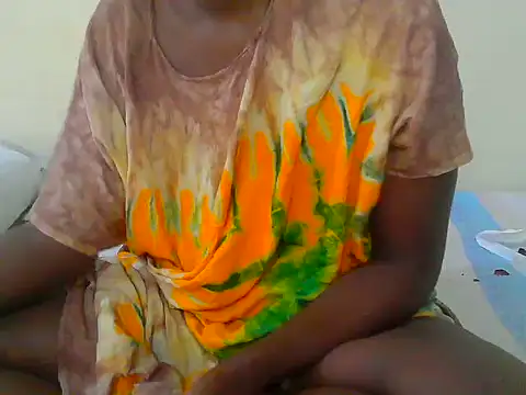Snapshot of Dottie-west-23 chatting on 06.19.26 Dottie-west-23 online show from 06.19.26