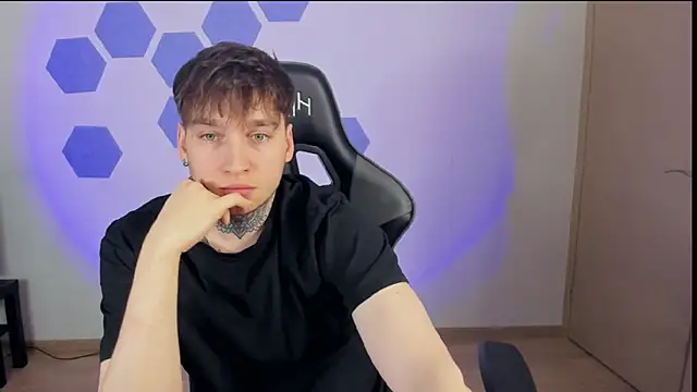 Chris Tyson online show from 01.20.25