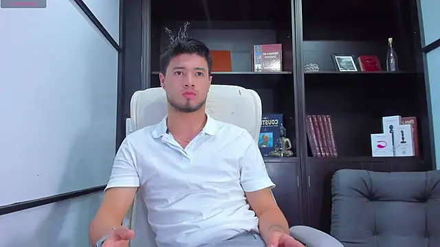 EdwardRoss  online show from 02.04.25