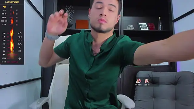 EdwardRoss  online show from 02.05.25