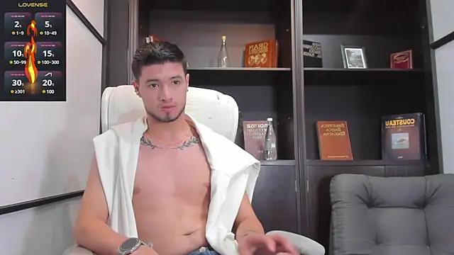 EdwardRoss  online show from 03.14.25