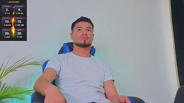 EdwardRoss  online show from 10.13.25