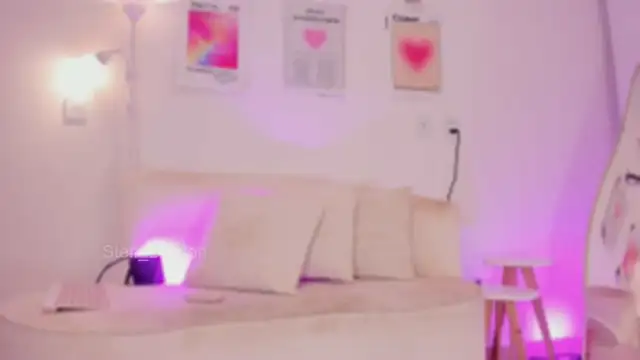 Steff London online show from 02.12.26