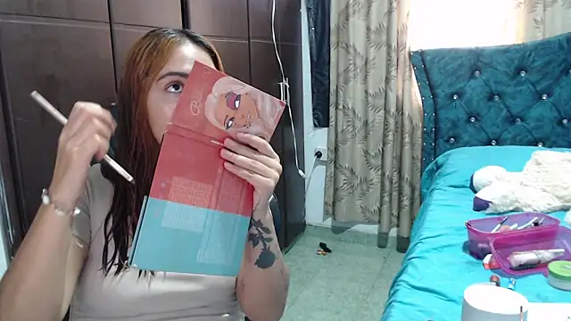 Kate lorens9 online show from 10.22.25