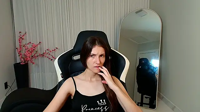 upssnowy online show from 10.27.25