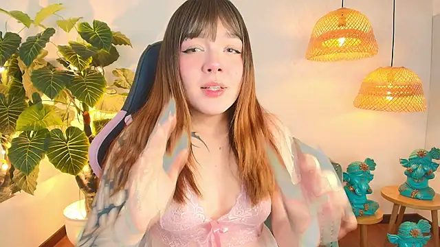 Fluffy Bubble21 online show from 04.12.26