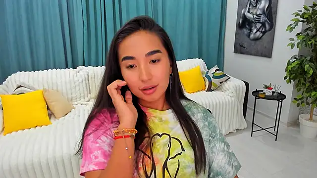 worldofkim online show from 01.17.25