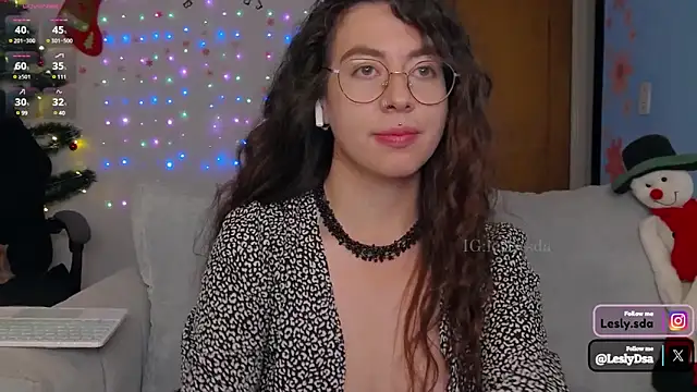 leslyyu online show from 12.17.24