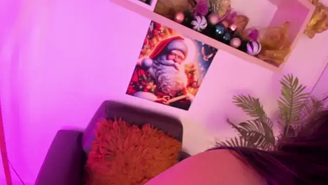 Miia Thompsonn online show from 12.24.24