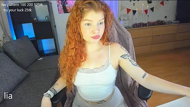 Snapshot of lil_lia chatting on 01.16.25 lil lia online show from 01.16.25