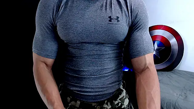 Snapshot of Antonywebb94 chatting on 02.04.26 Antonywebb94 online show from 02.04.26