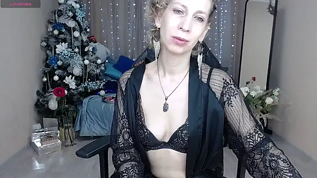 AdrianaSea online show from 01.10.25
