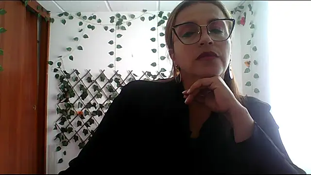 RossanaLionheart online show from 11.10.25