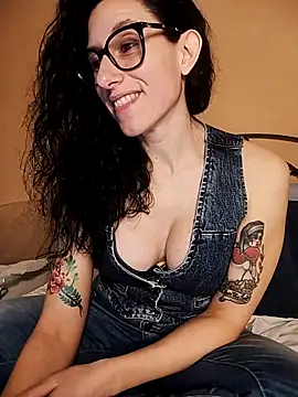 Snapshot of SofiaMori chatting on 02.02.26 SofiaMori online show from 02.02.26