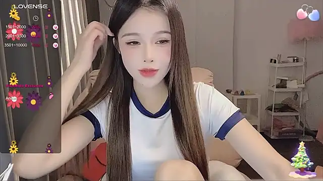 Snapshot of 7-Love chatting on 12.20.24 7-Love online show from 12.20.24