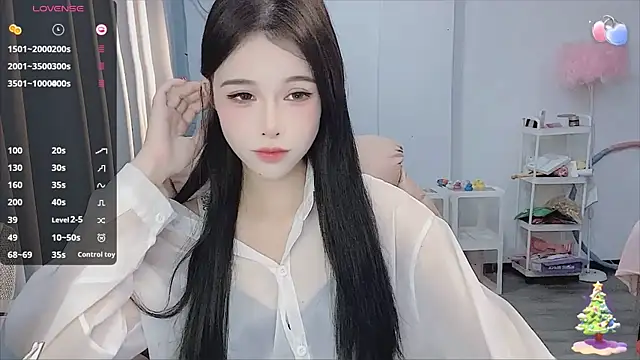 Snapshot of 7-Love chatting on 01.03.25 7-Love online show from 01.03.25