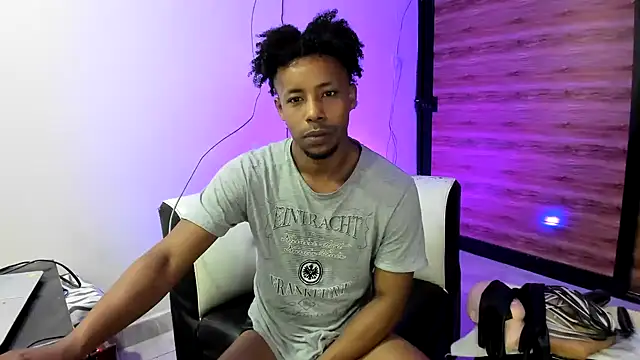 AlejoKhalifa  online show from 03.04.25