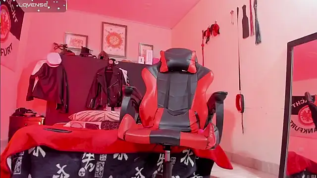 AlejoKhalifa  online show from 02.19.26