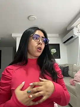 GiiirlPower online show from 10.02.25