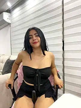 GiiirlPower online show from 10.15.25