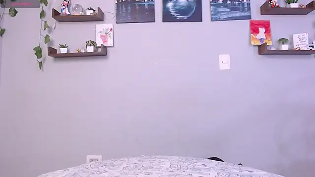 macey elliot  online show from 01.16.25