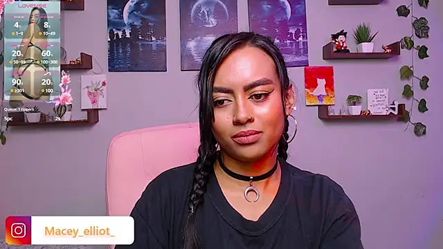 macey elliot  online show from 02.11.25